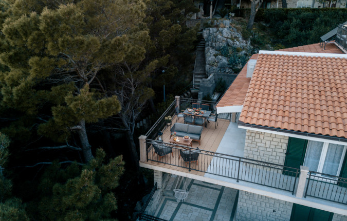 Traditionelle dalmatinische &Auml;u&szlig;ere; "Stein und Olive", Villa AMore Brela Brela