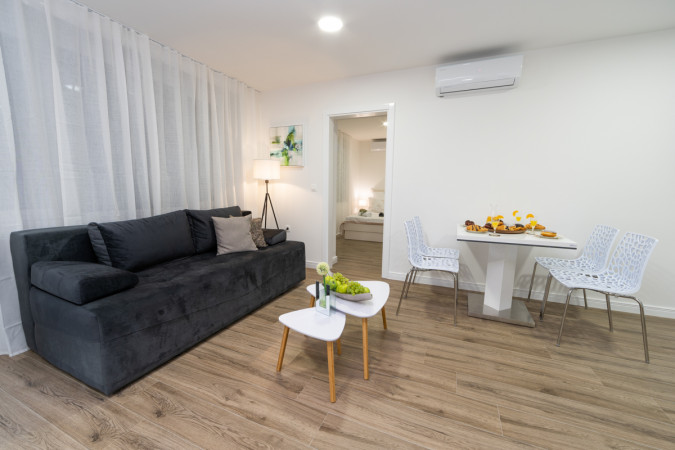 Stilvolles, komfortables und warmes Interieur, Villa AMore Brela Brela